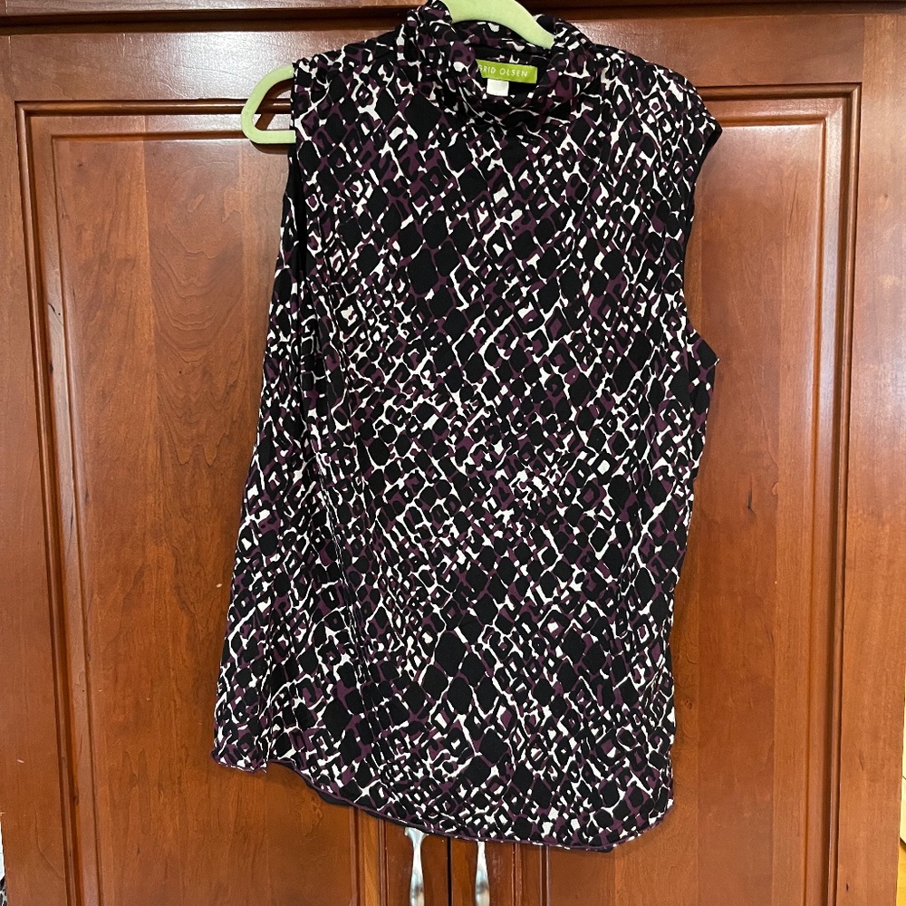 Sigrid Olsen size S top in excellent condition